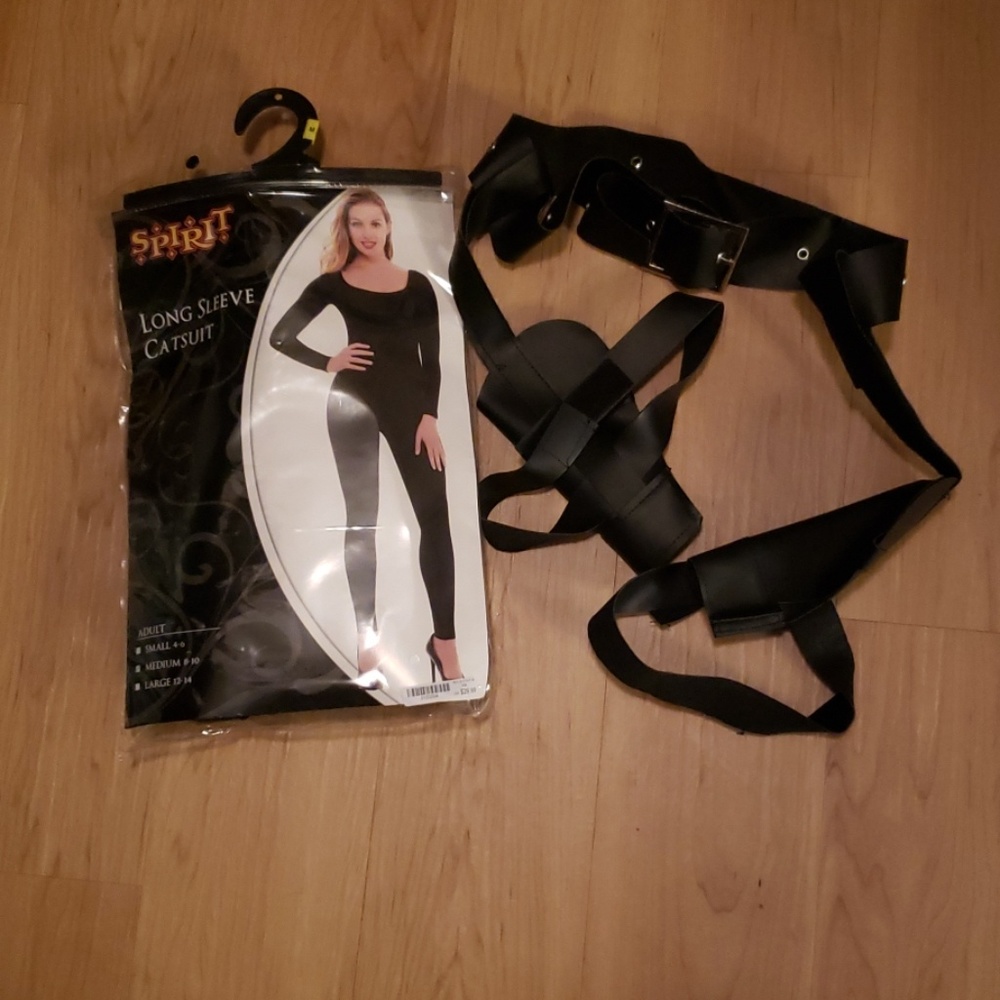Women's Medium Catsuit from Spirit Halloween